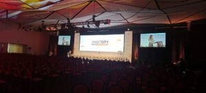 IMG_20220606_190819_Burst03