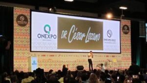 filter: 0; jpegRotation: 0; fileterIntensity: 0.000000; filterMask: 0; module:1facing:0; 
hw-remosaic: 0; 
touch: (-1.0, -1.0); 
modeInfo: ; 
sceneMode: Auto; 
cct_value: 0; 
AI_Scene: (-1, -1); 
aec_lux: 20.0; 
hist255: 0.0; 
hist252~255: 0.0; 
hist0~15: 0.0;